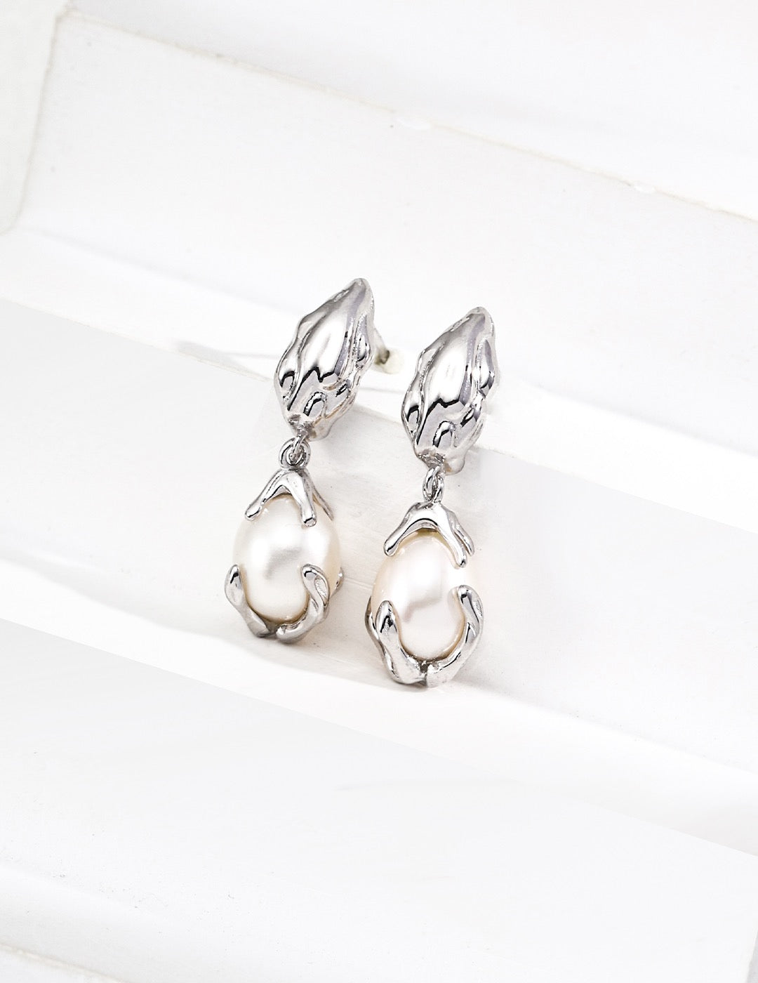 Flow Drop Earrings