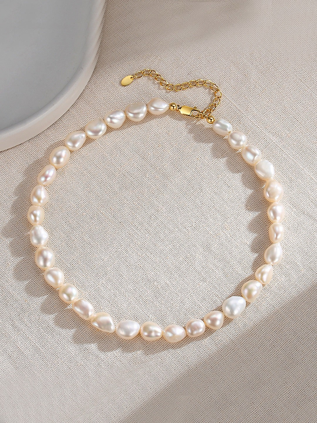 Classic Elegance Baroque Pearl Choker