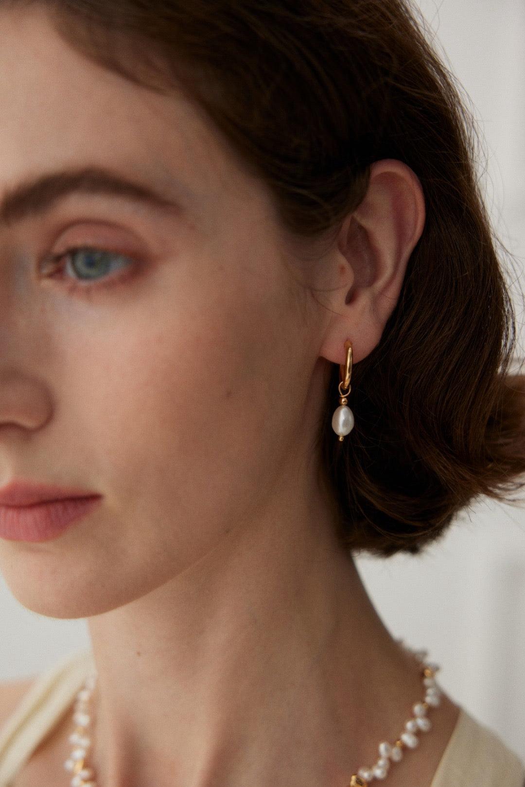 Azura Asymmetric Earrings - Lia Atelier