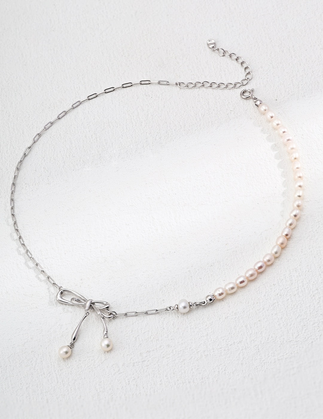 Grace Bow Pearl Necklace
