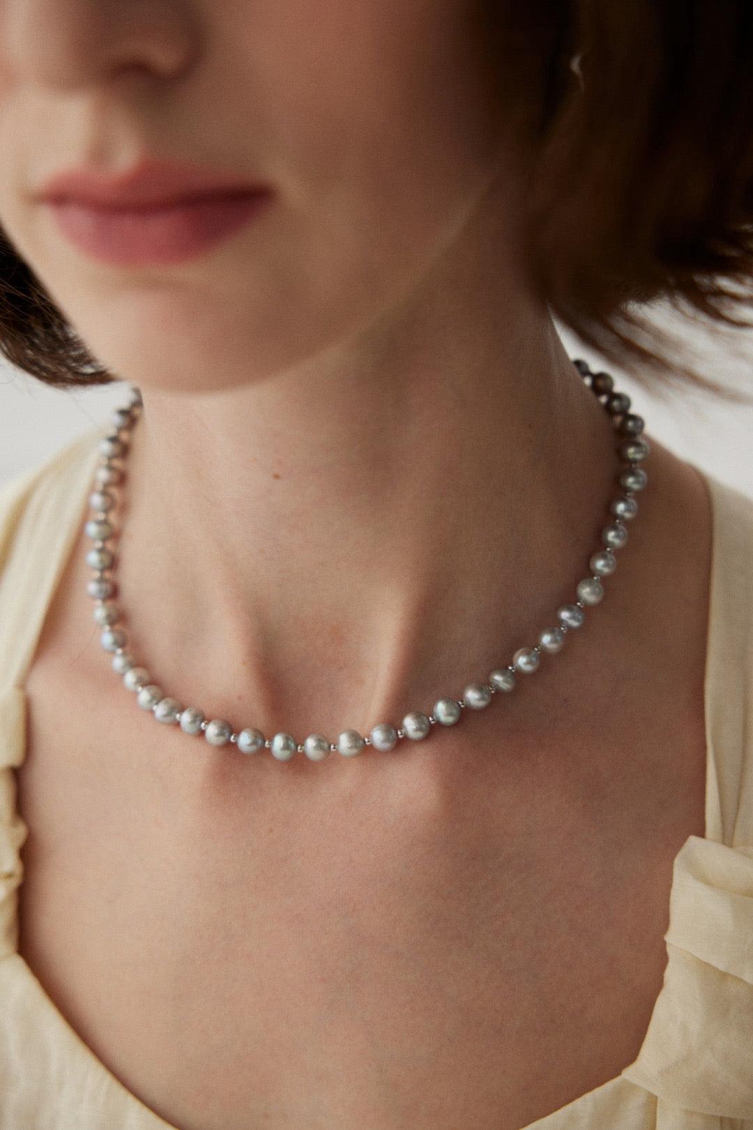 Aisha Pearl Necklace - Lia Atelier