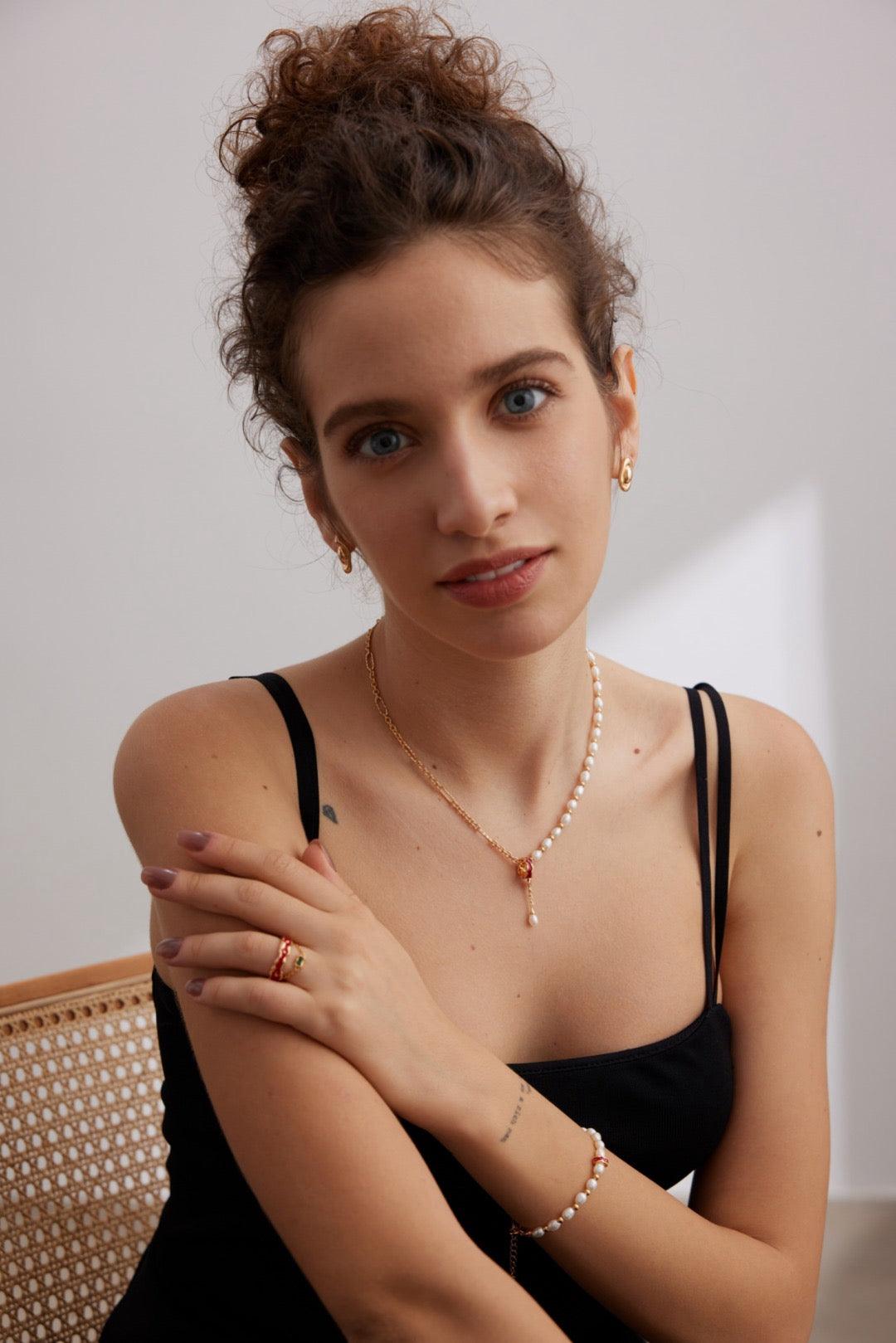 Lia Atelier | Minimalist 18k Gold Pearl Bracelet| Asymmetrical Pearl Bracelet
