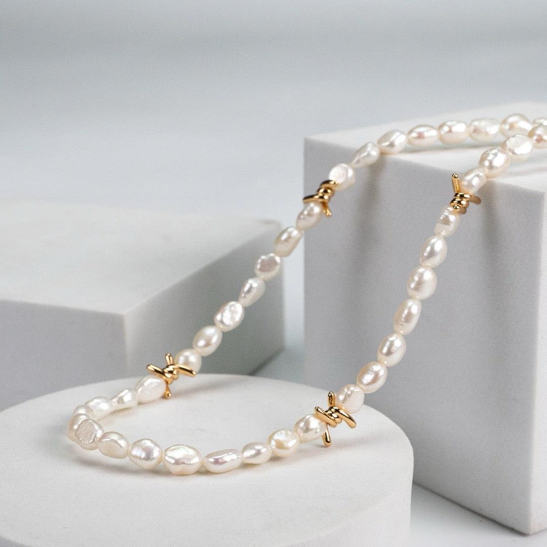 Vine Baroque Pearl Necklace - Lia Atelier