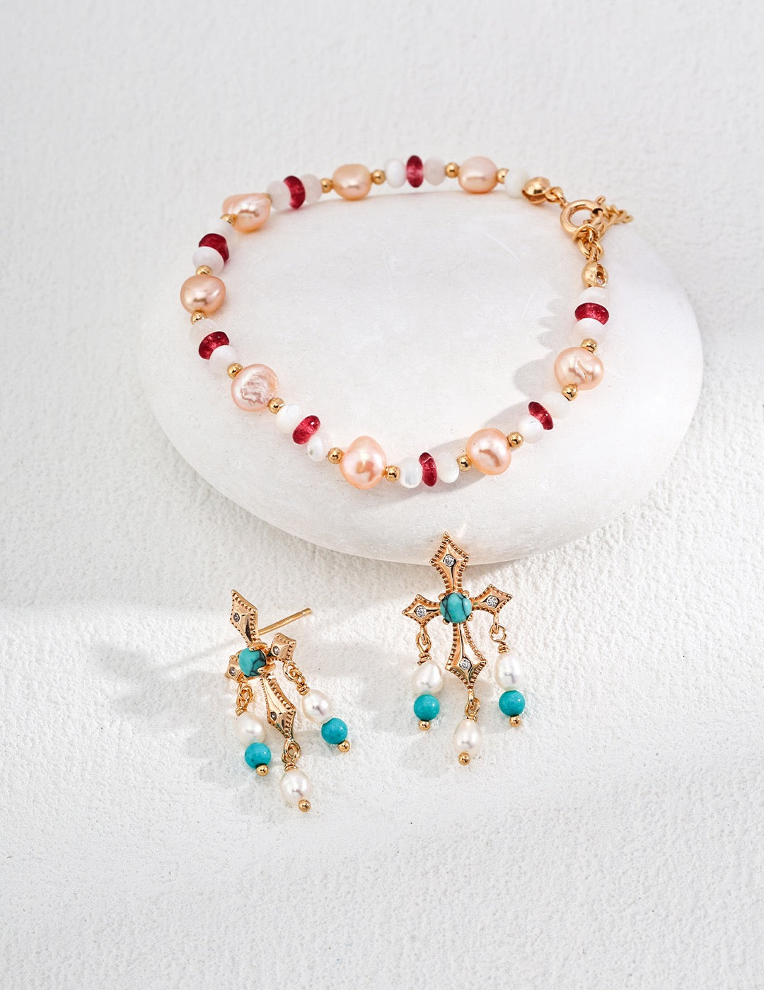 Sakura Bracelet - Lia Atelier| Pink Freshwater Pearl Bracelet |Red Ruby|18K Gold Vermeil|Mother of Pearls