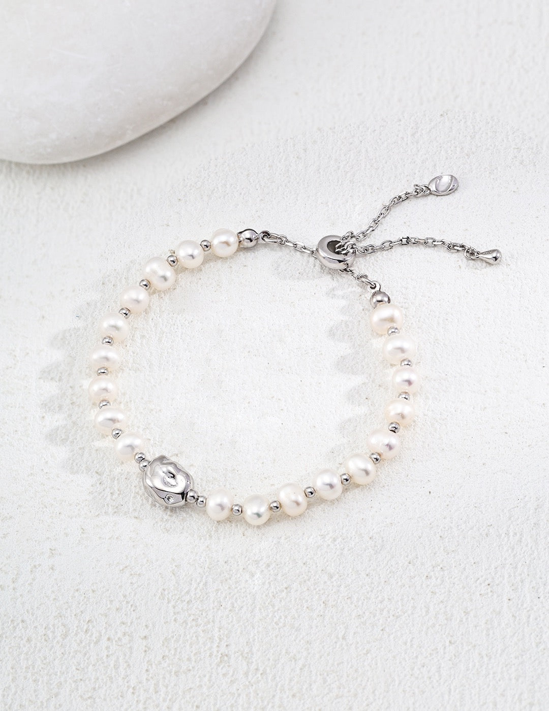 Aiko Pearl Bracelet