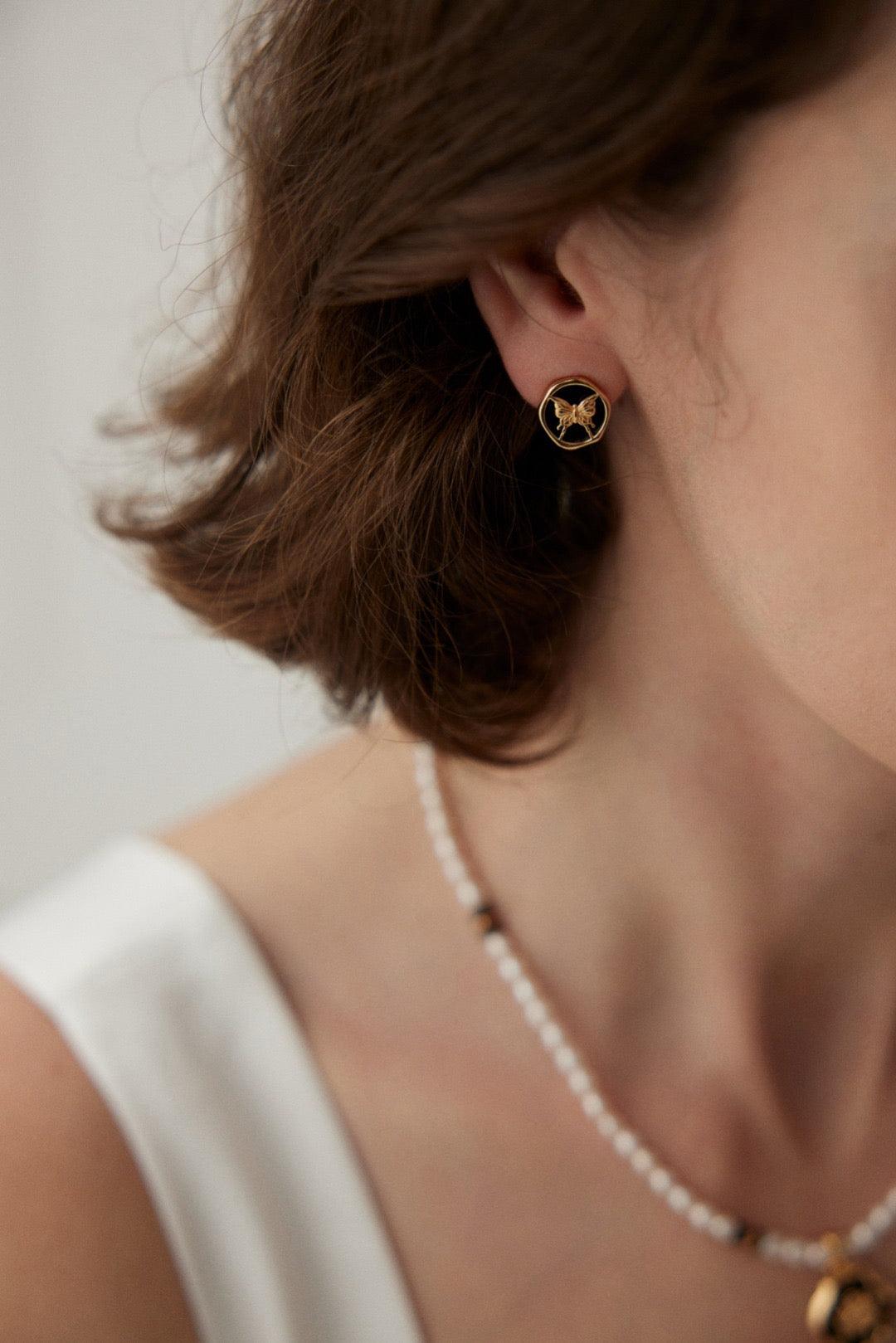 Emely Black Agate Earrings