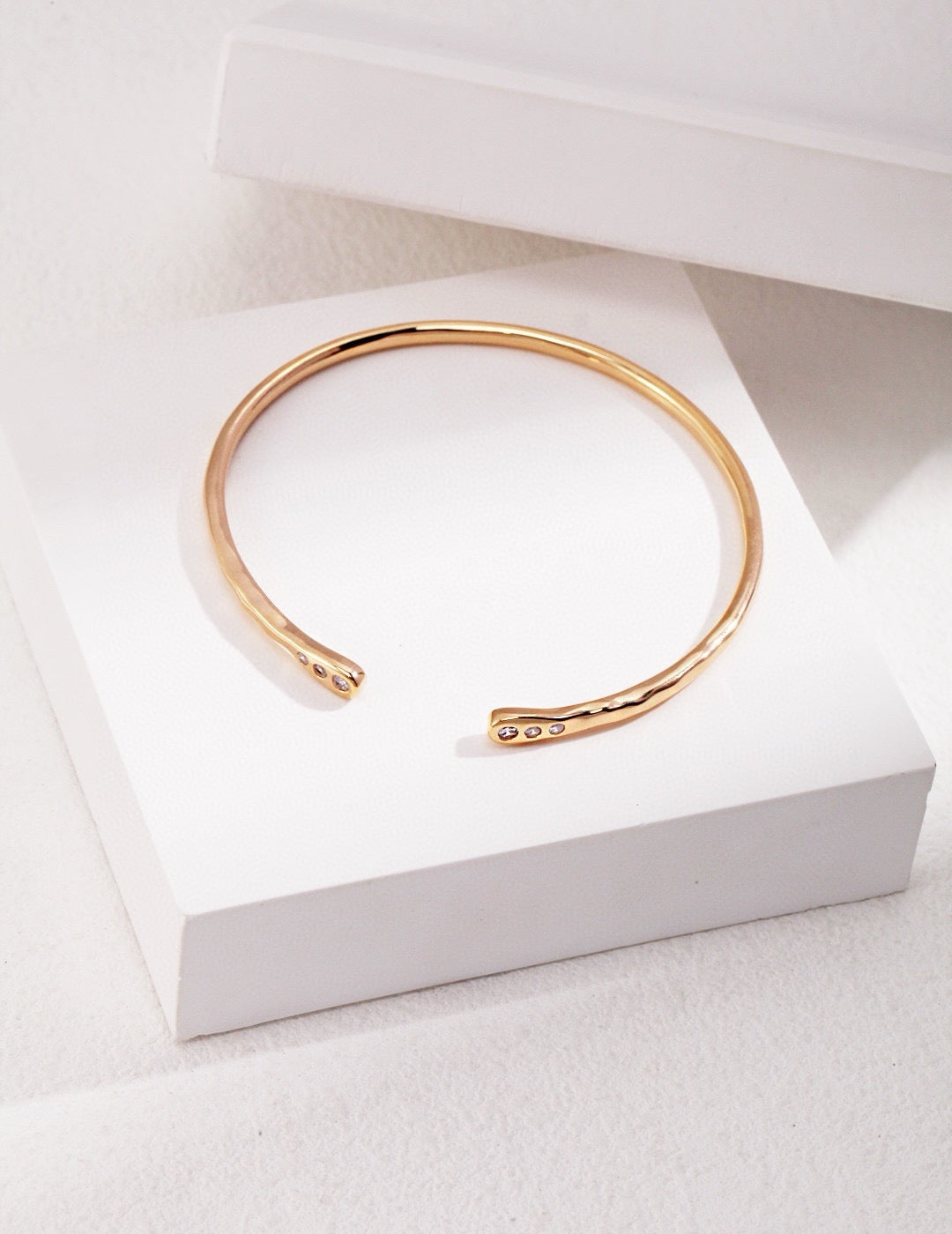Adira Open Bangle - Lia Atelier