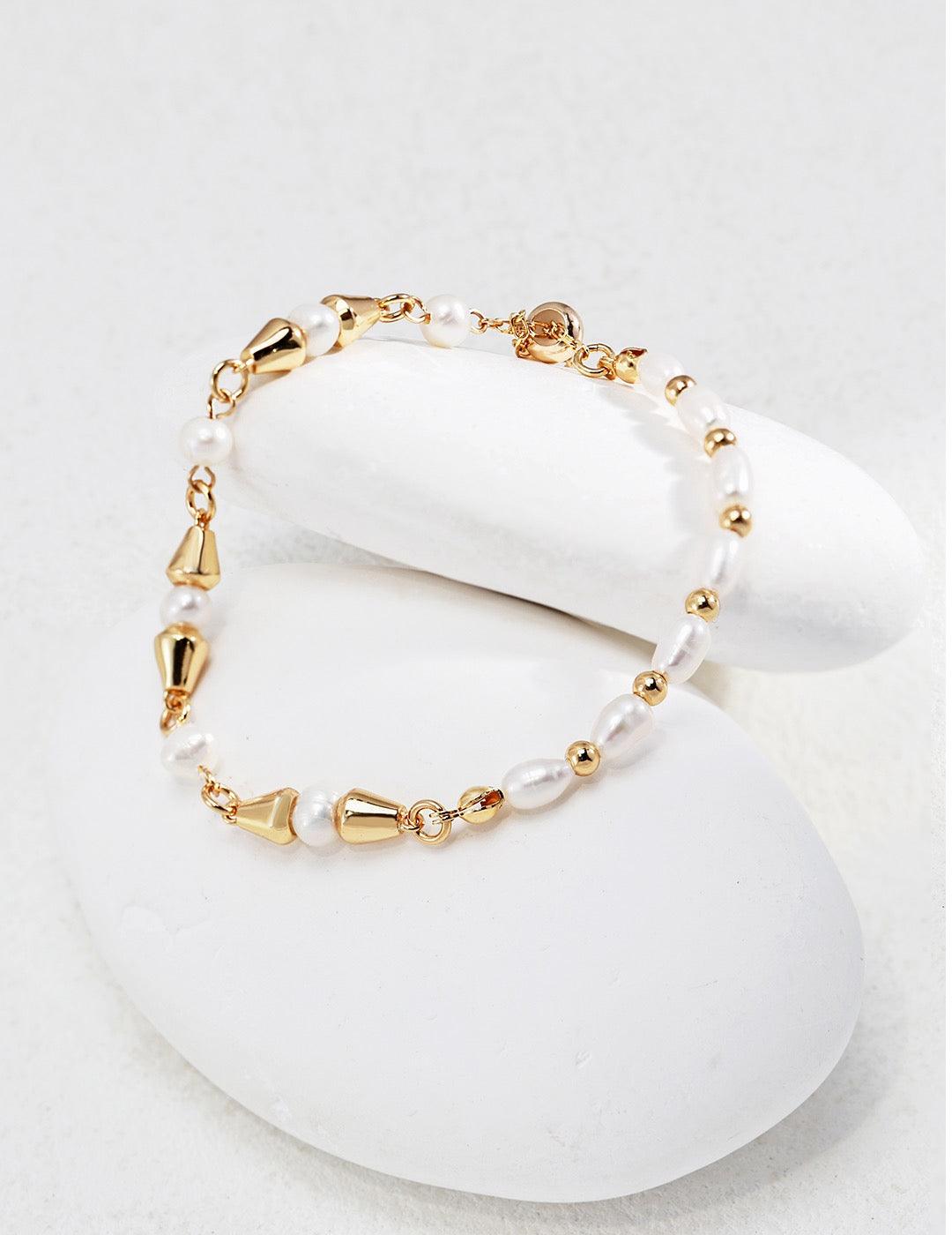 Vine Pearl Bracelet - Lia Atelier