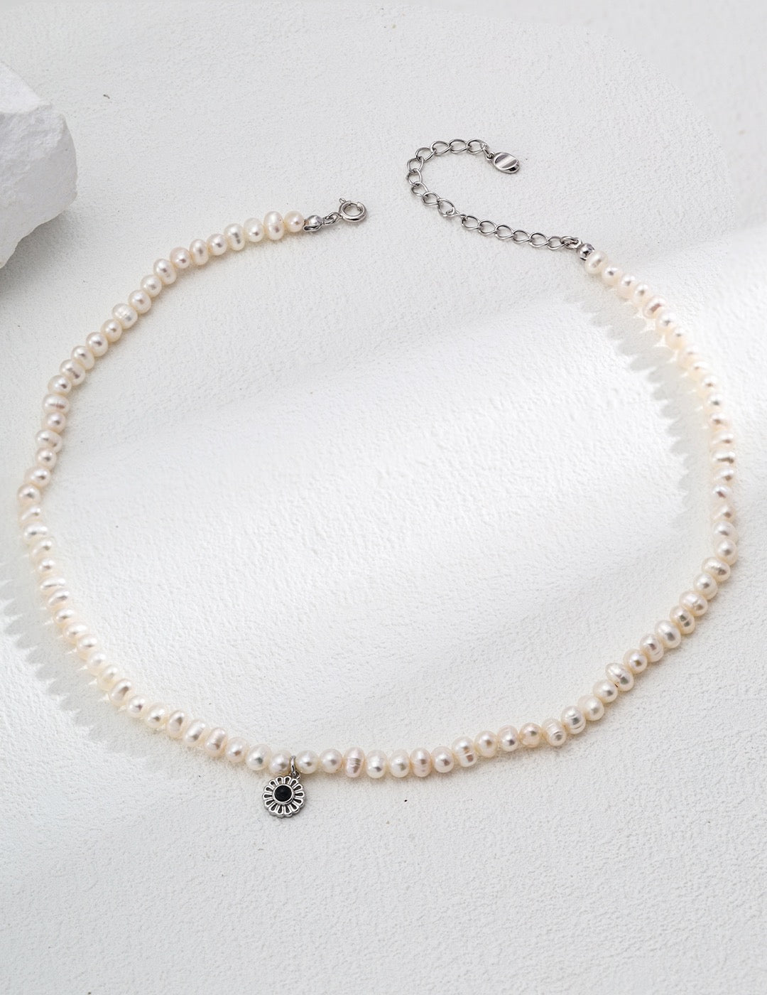 Pearl Agate Sun Medallion Jewelry Set