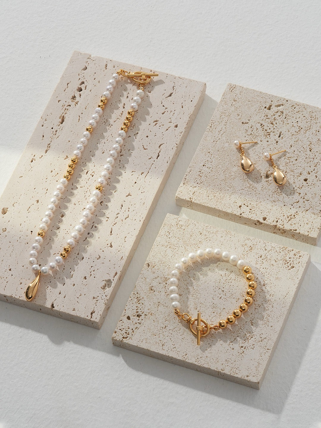 Crescent Gold Bracelet - Lia Atelier