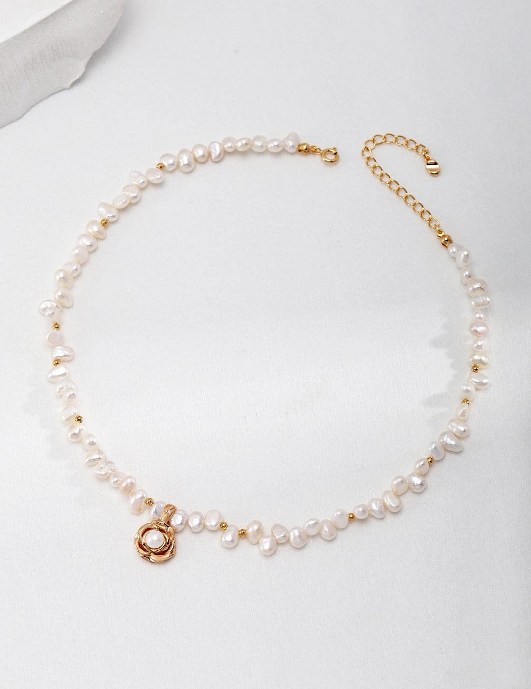 Camellia Pearl Necklace - Lia Atelier