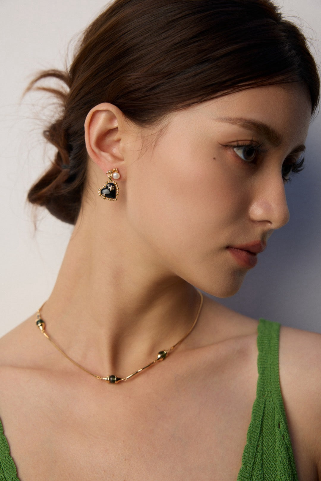 Vintage Gold Pearl Black Heart Drop Earrings