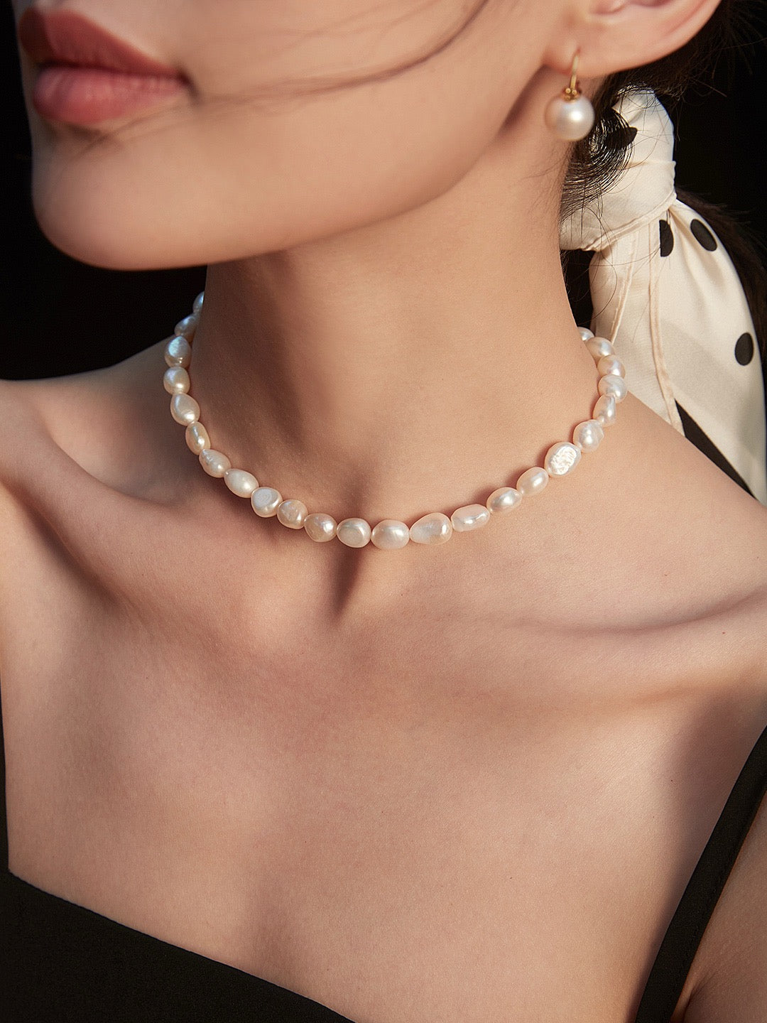 Classic Elegance Baroque Pearl Choker