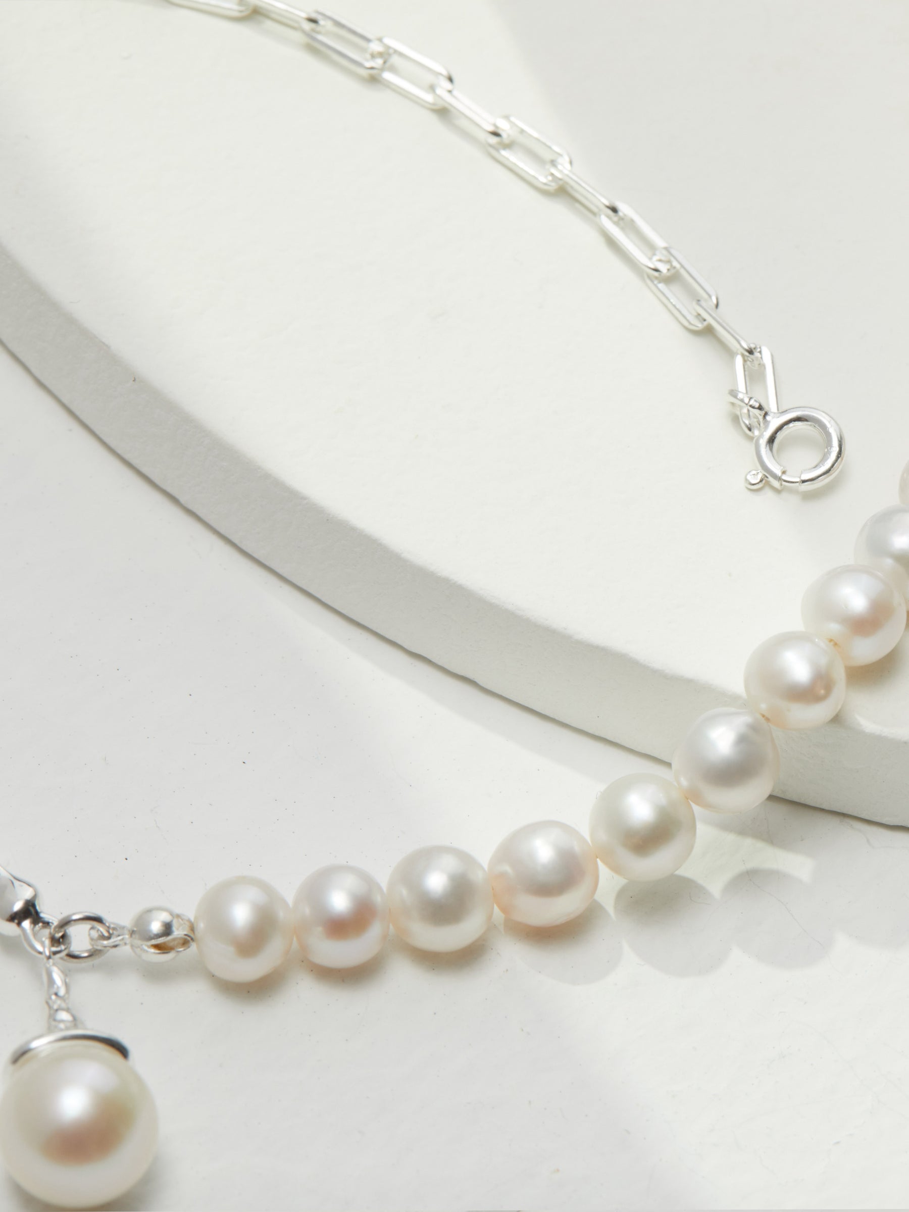 Elettra Asymmetric Pearl Necklace - Lia Atelier