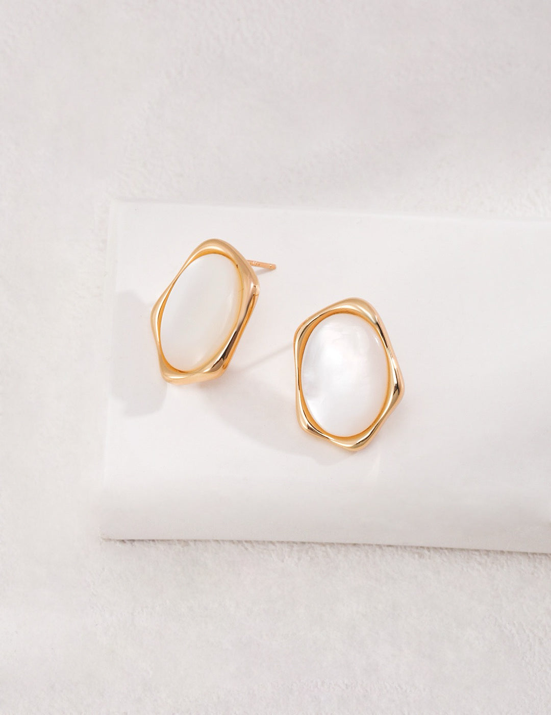 Boucles d'oreilles à tige Wave