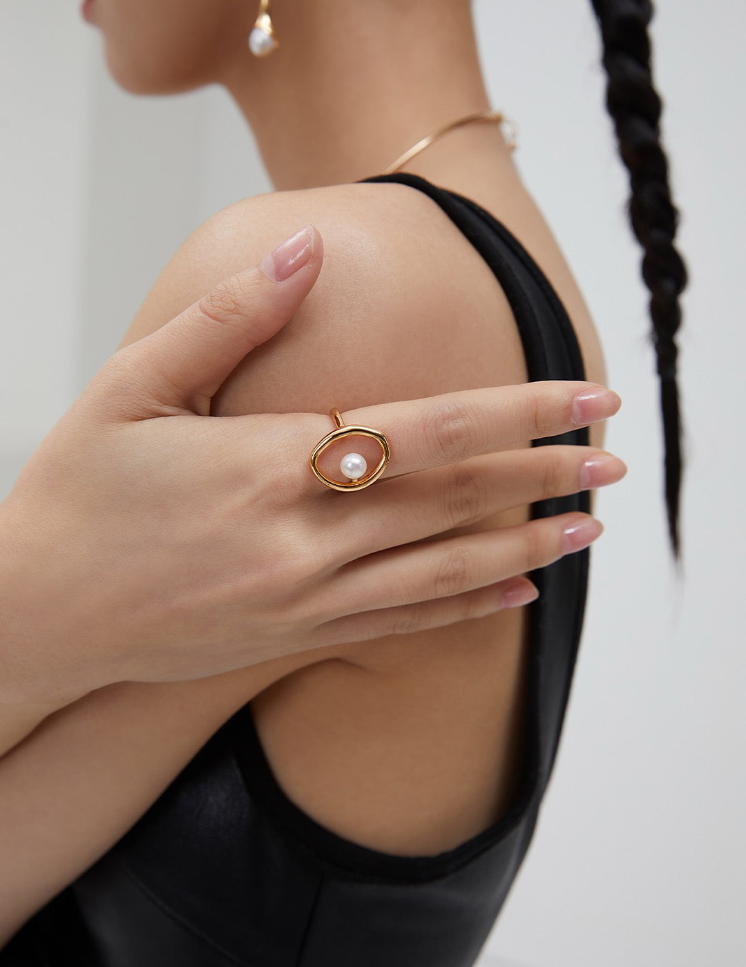 Orbit Pearl Ring