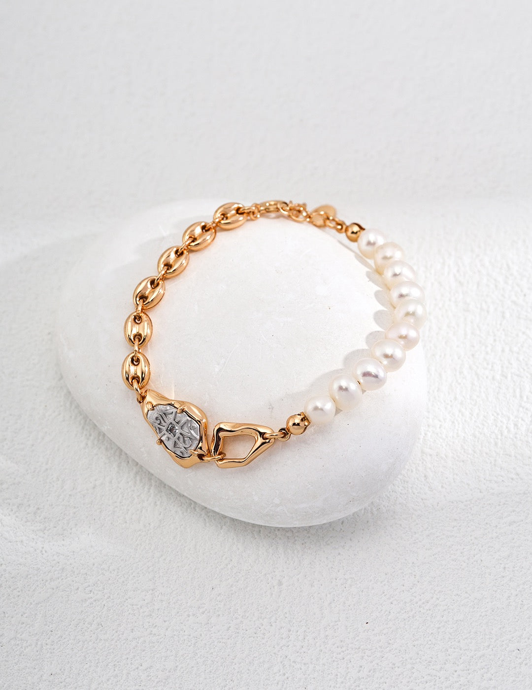 Freshwater Pearl Zircon Bracelet | 18K Gold Vermeil| Lia Atelier