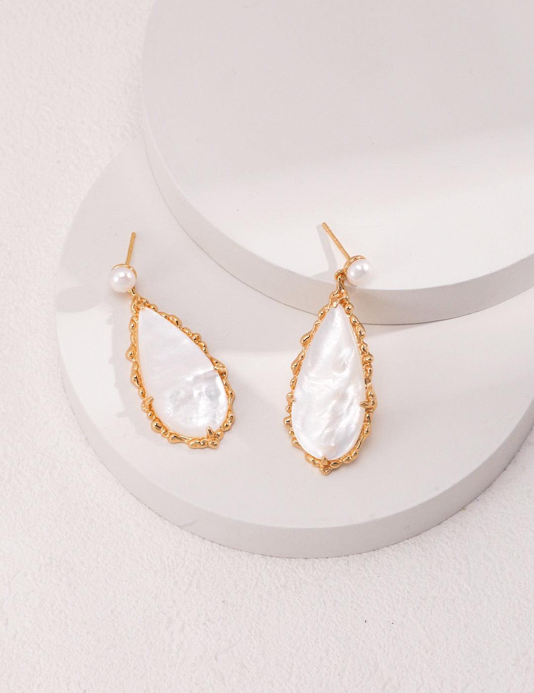 Moon Glow Earrings - Lia Atelier