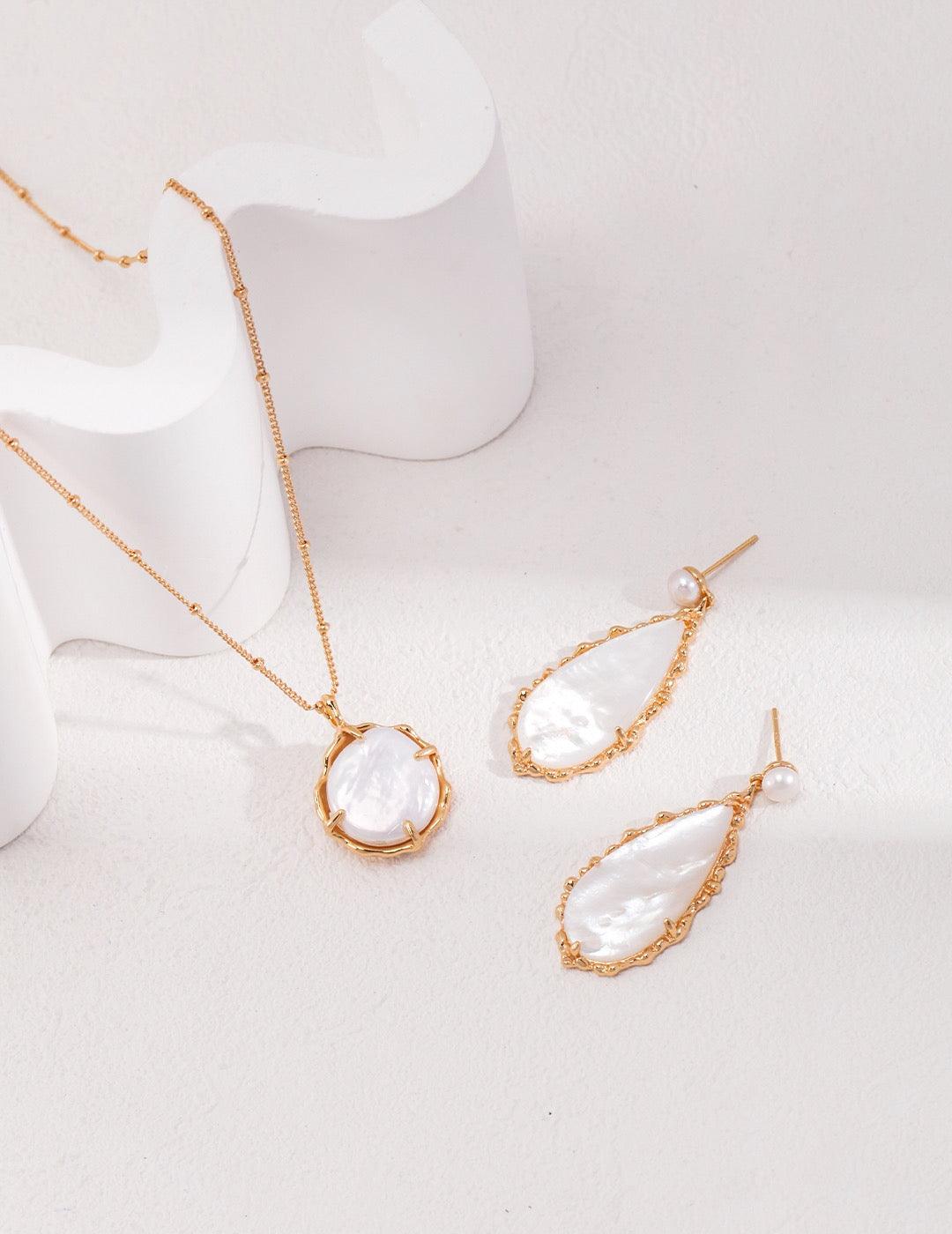 Moon Glow Earrings - Lia Atelier