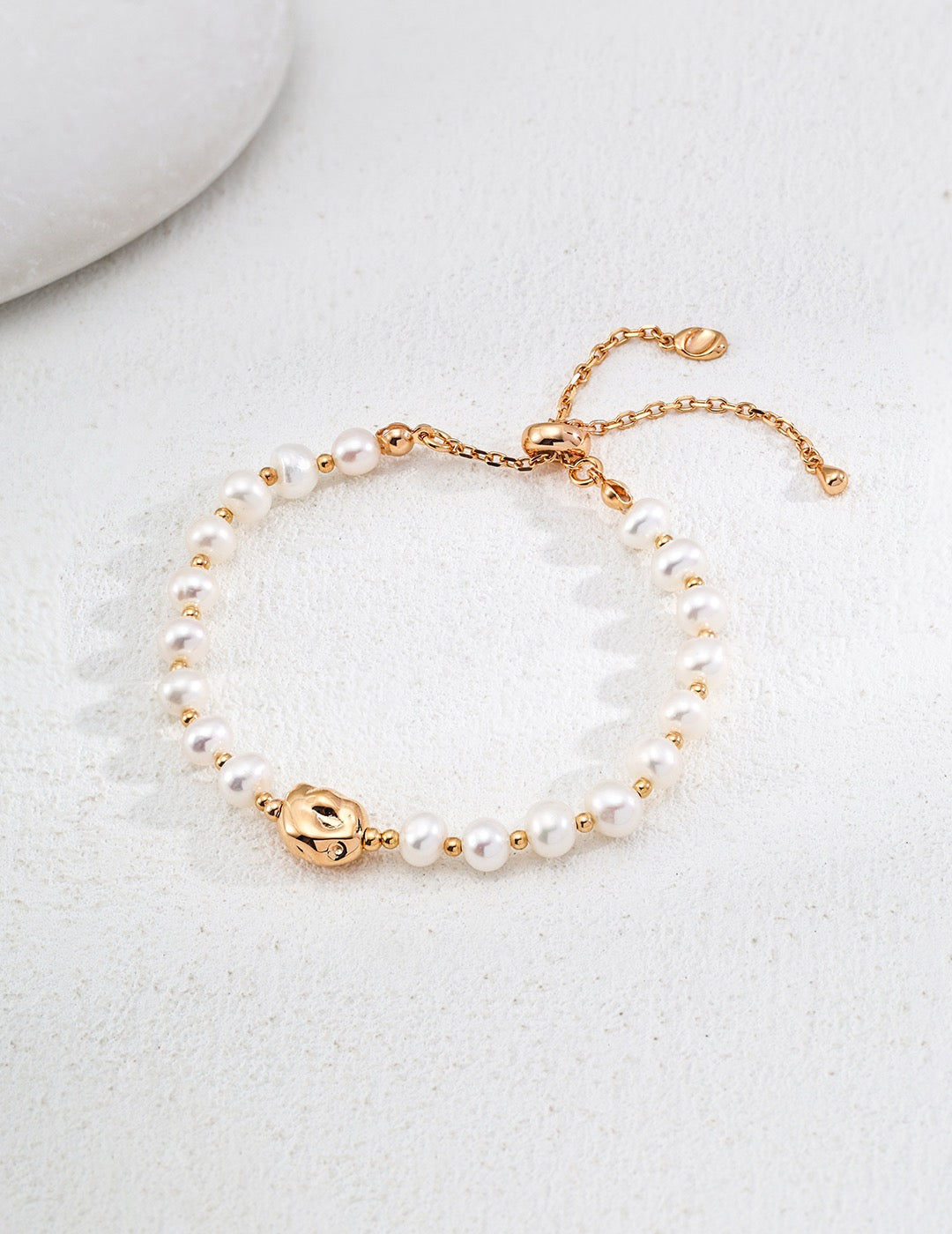 Aiko Pearl Bracelet