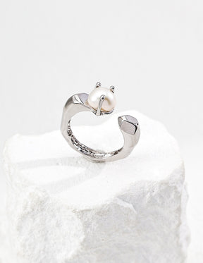 Geometric Adjustable Pearl Ring
