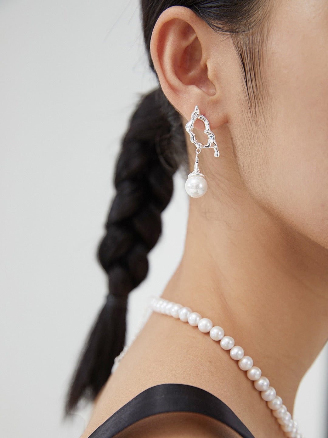 Asymmetrical Silver Chain Pearl Drop Earrings