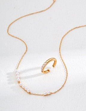 Pearl Delicate Chain Necklac