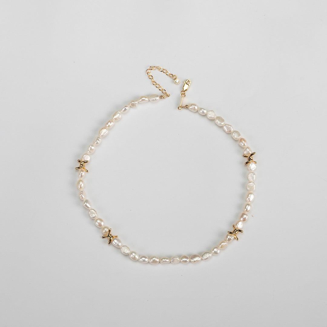 Vine Baroque Pearl Necklace - Lia Atelier