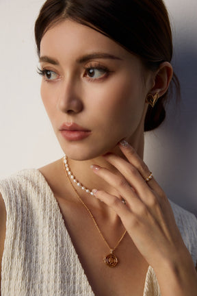 Bague manchette réglable en perles Seraphina