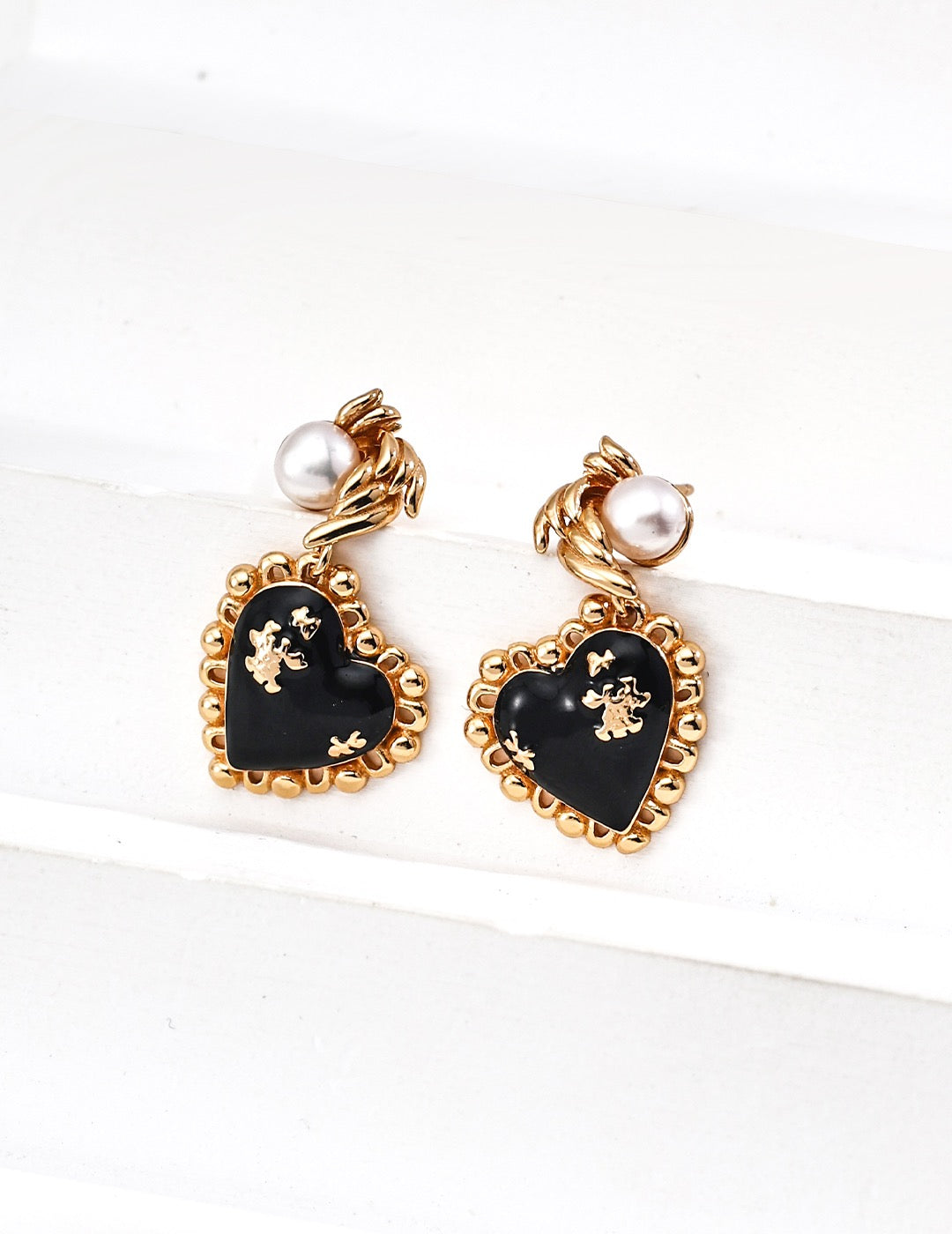 Vintage Gold Pearl Black Heart Drop Earrings