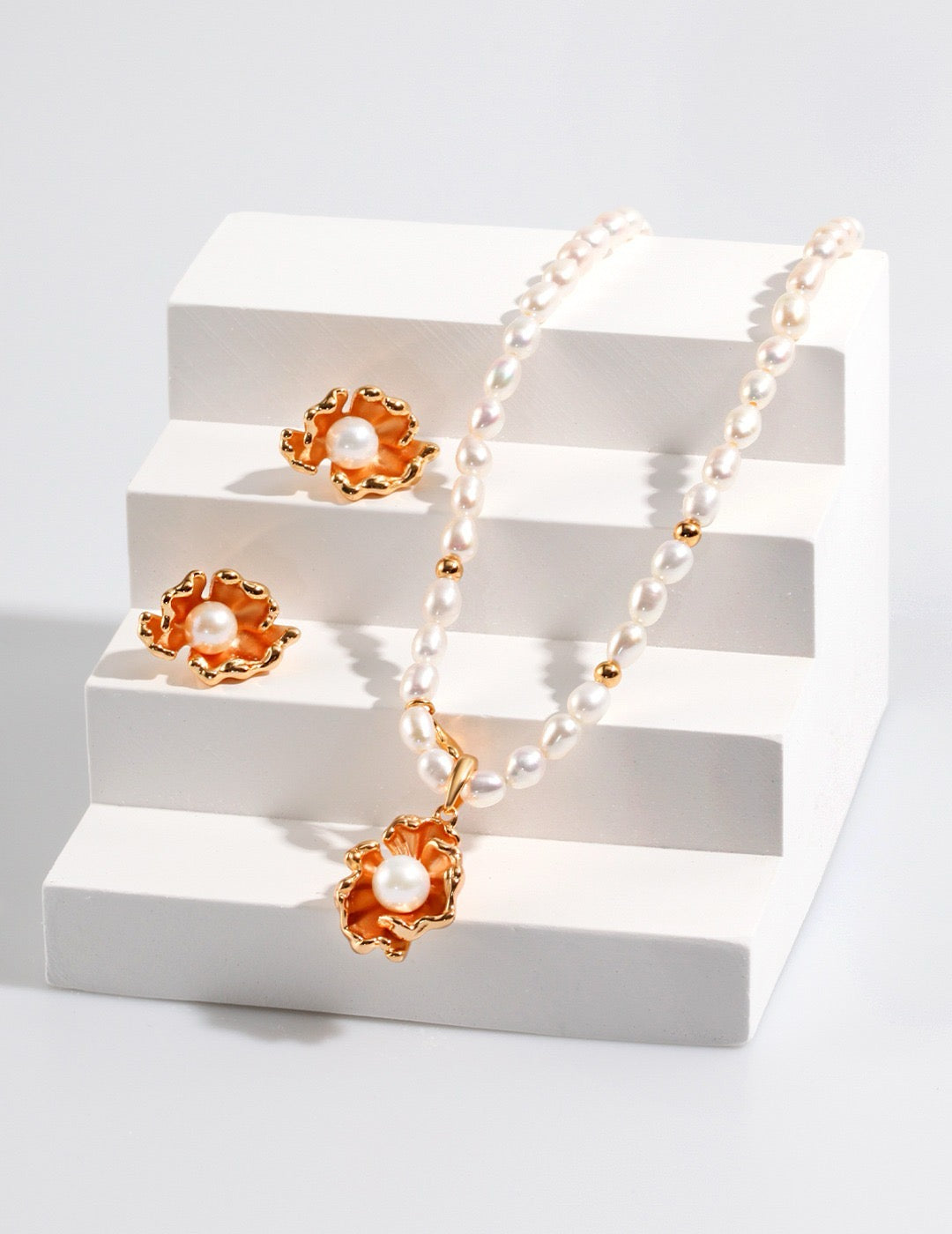 Bloom Pearl Jewelry set