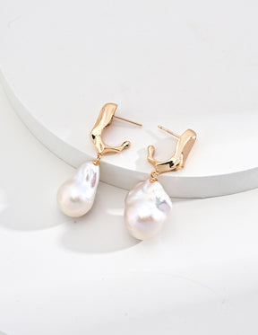 Anaya Pearl Drop Earrings In Vintage Gold| Lia Atelier