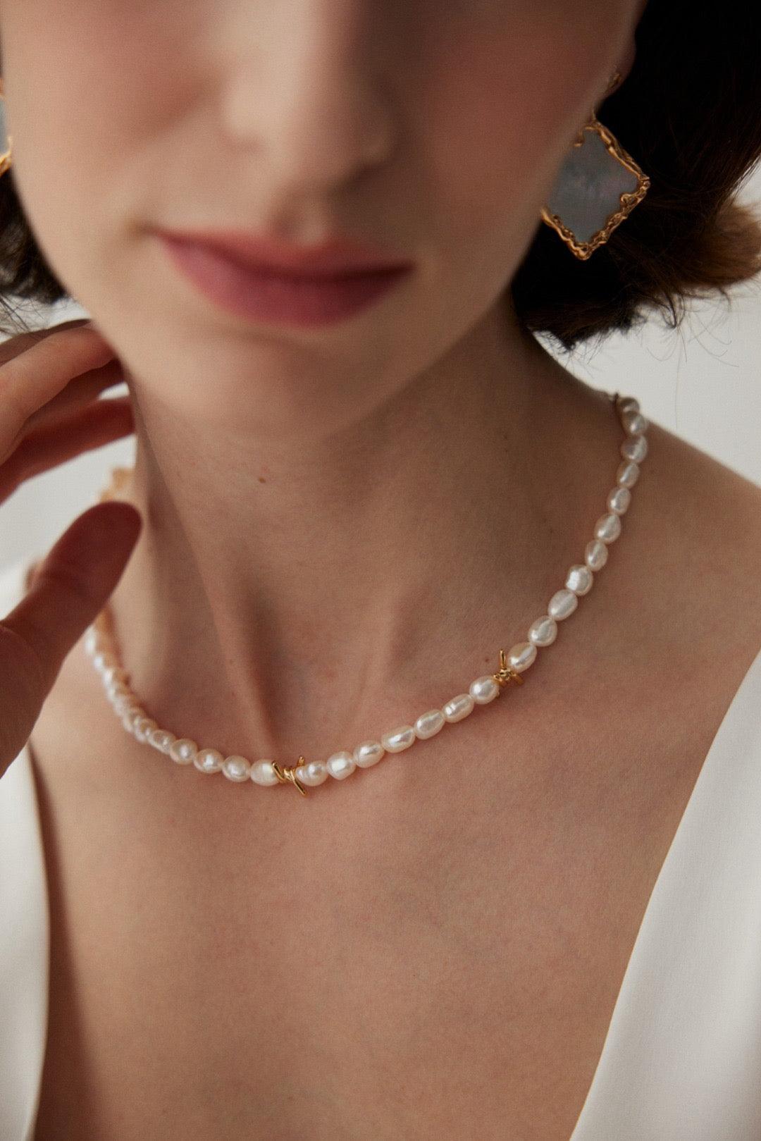 Vine Baroque Pearl Necklace - Lia Atelier