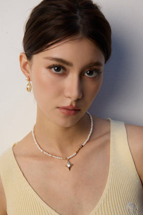 Lumière Star Pearl Pendant Necklace