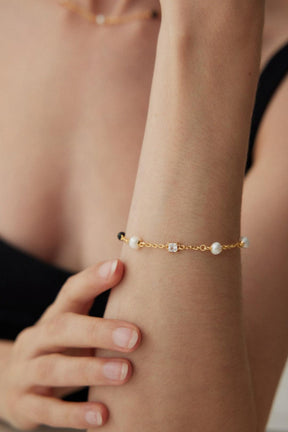 Isla 18K Gold Freshwater Pearl Zircon Black Agate Bracelet, showcasing the pearls, zircon, and black agate.