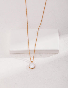 Moon Glow Pearl Pendant Necklace - Lia Atelier