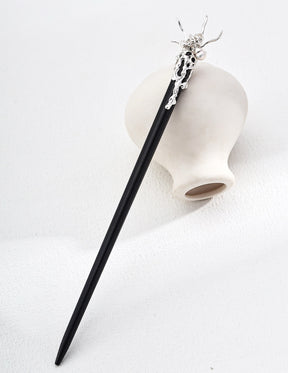 Neo-Chinese Pearl Hair Stick in sterling silver, dragon motif and freshwater pearl drop | Lia Atelier