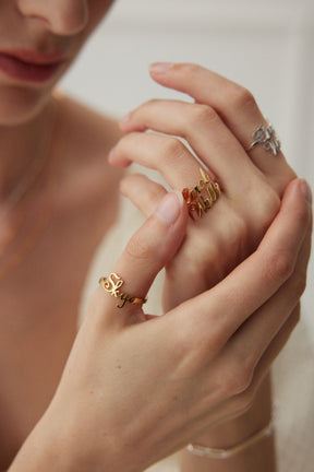 personalized 18k yellow gold ring 